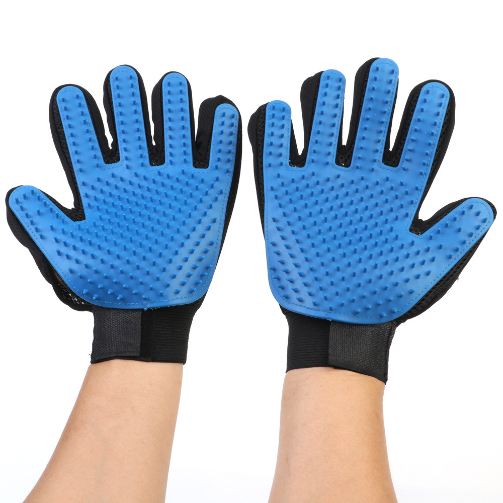 170134002 259 Thorns Pet Grooming Glove 